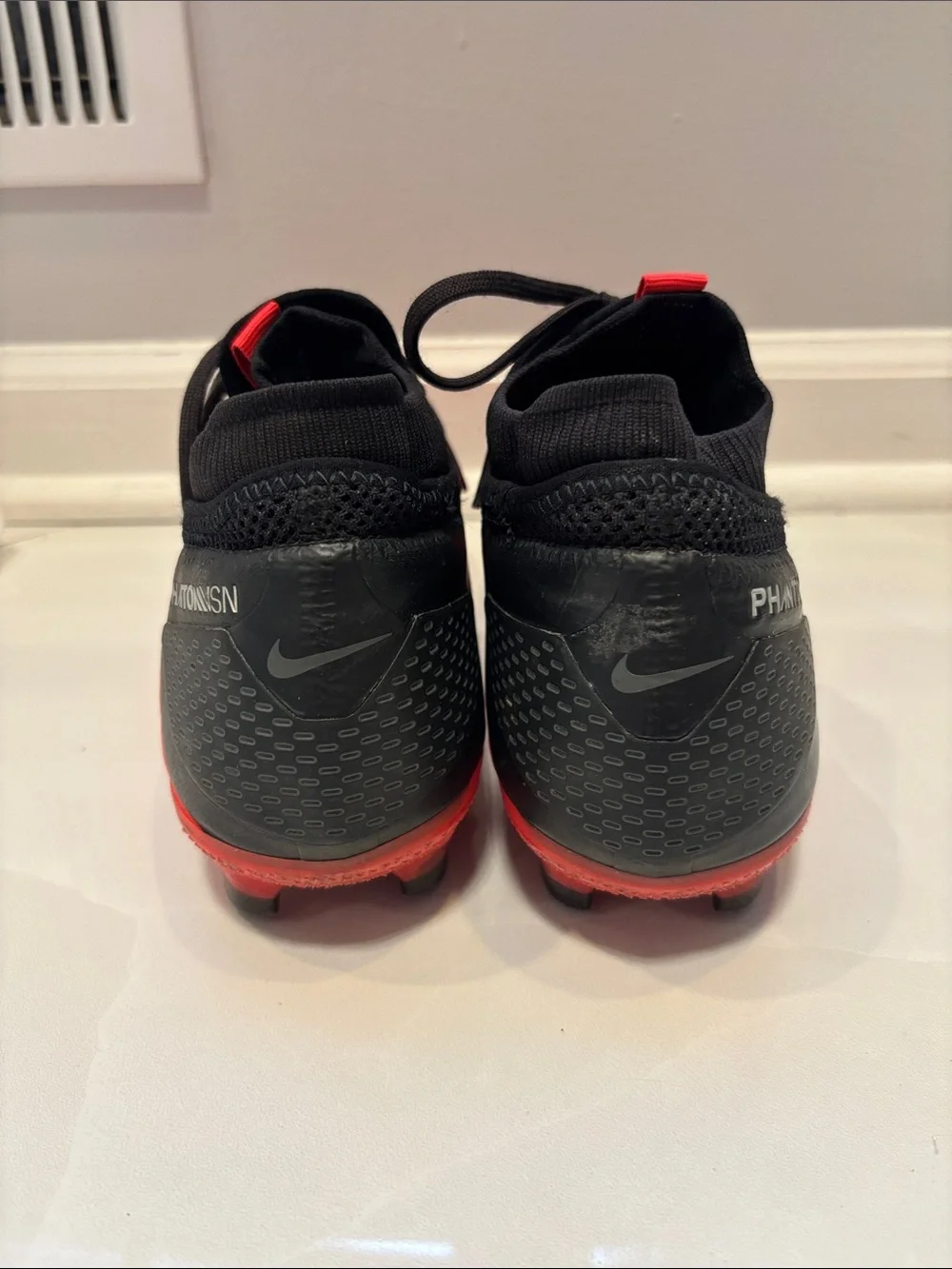 Nike Phantom SN Ghost Lace firm ground soccer cleats Men US 9